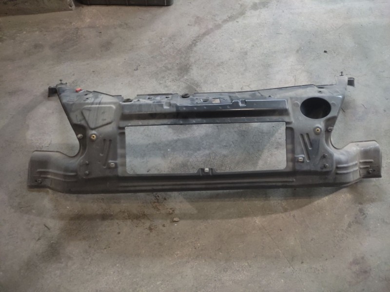 Recambio de panel frontal para iveco daily iv caja/chasis 70c17, 70c17 /p referencia OEM IAM   