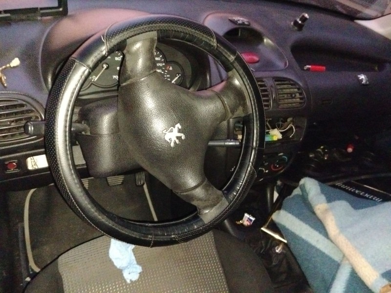 peugeot 206 hatchback (2a/c) del año 2001