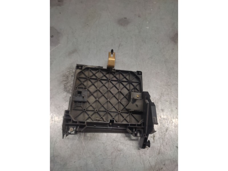 Recambio de caja reles / fusibles para ford galaxy (vx) clx referencia OEM IAM 7M0962258J  97VW14B205BC