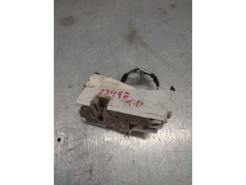 Recambio de cerradura puerta trasera derecha para ford galaxy (vx) clx referencia OEM IAM 93BG220A20DD  6 PINS