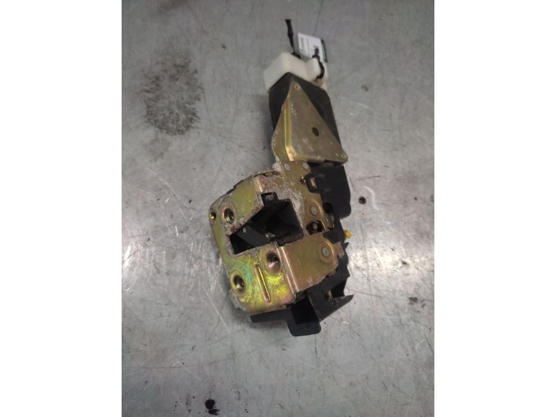 Recambio de cerradura puerta delantera derecha para volvo s40 berlina 1.9 d+ (85kw) referencia OEM IAM   