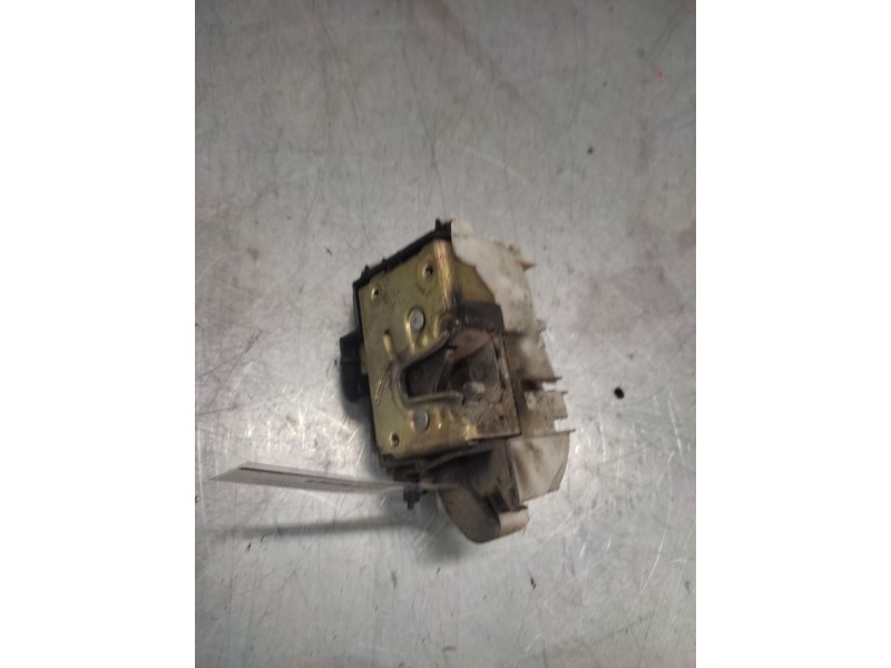 Recambio de cerradura puerta delantera derecha para seat ibiza (6k) básico referencia OEM IAM 1HS862154  4 PINS