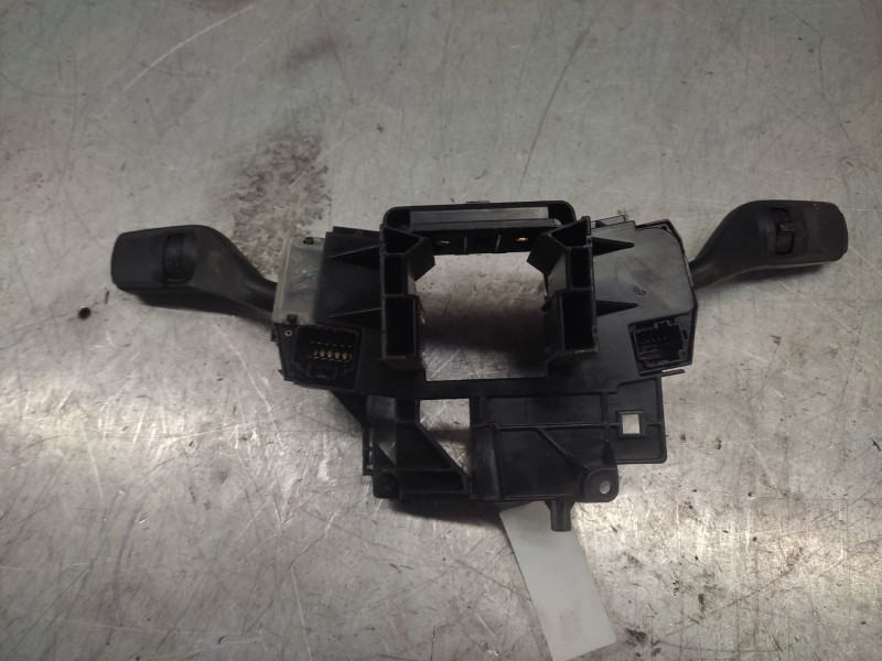 Recambio de mando multifuncion para ford focus sportbreak (cap) ghia referencia OEM IAM 4M5T13N064FH  