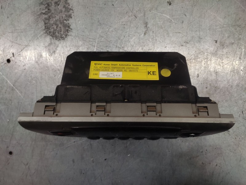 Recambio de mando climatizador para chevrolet tacuma se referencia OEM IAM 96415173  