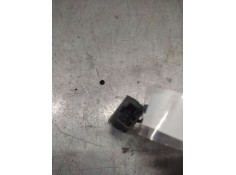 Recambio de boton antivaho para kia sorento 2.5 crdi ex referencia OEM IAM  5 PINS  2