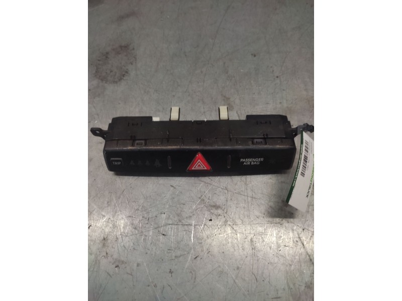 Recambio de warning para hyundai i20 i (pb, pbt) 1.1 crdi referencia OEM IAM 299113650  