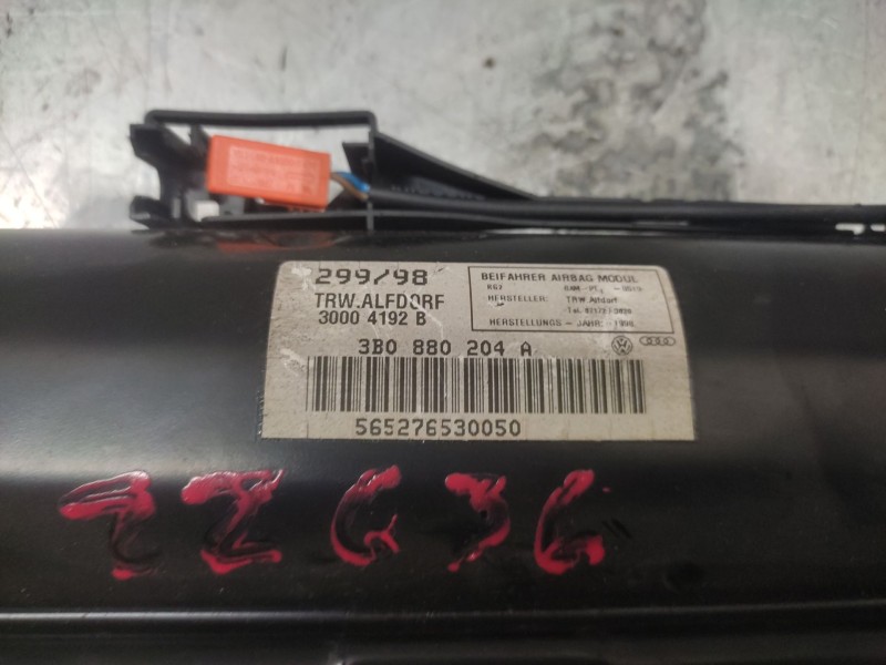 Recambio de airbag delantero derecho para volkswagen passat berlina (3b2) comfortline referencia OEM IAM 3B0880204A  