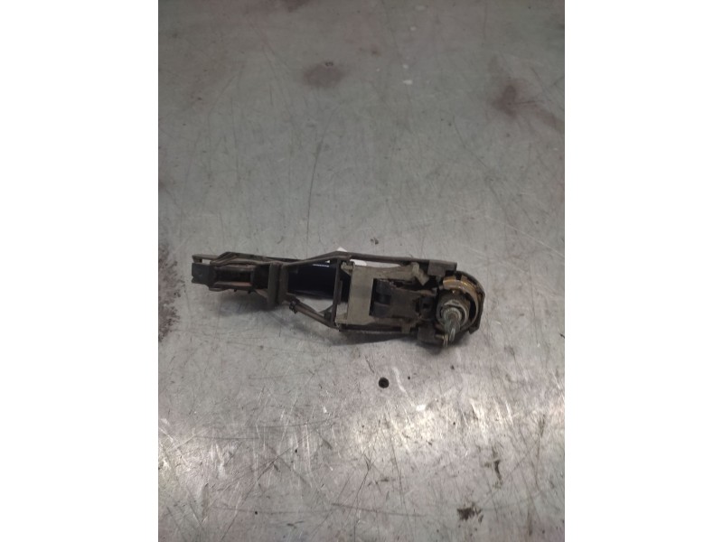 Recambio de maneta exterior delantera derecha para volkswagen passat berlina (3b2) comfortline referencia OEM IAM   