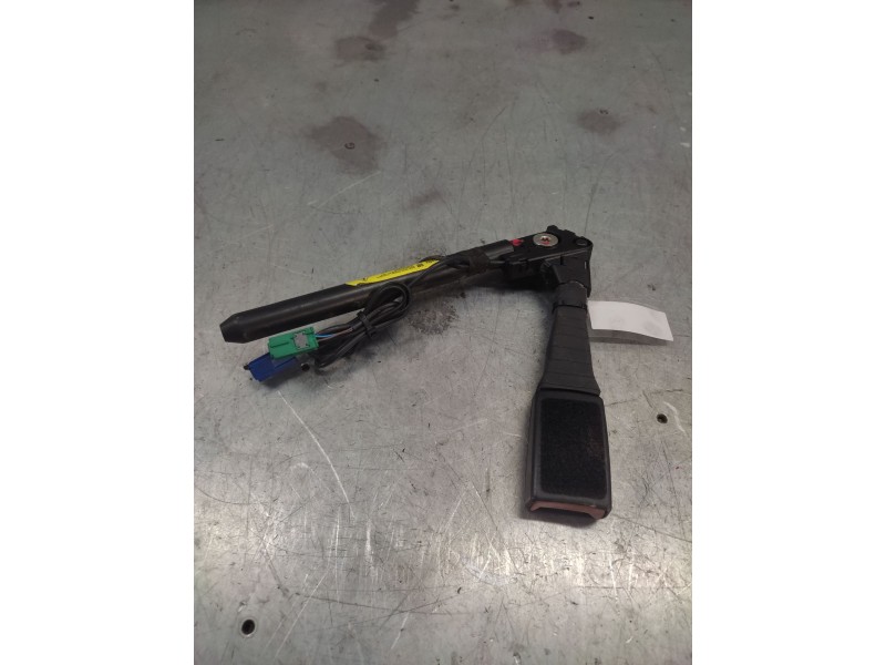 Recambio de pretensor airbag izquierdo para opel astra h ber. cosmo referencia OEM IAM 330803354  