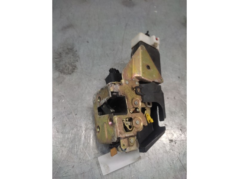 Recambio de cerradura puerta trasera derecha para volvo s40 berlina 1.9 d+ (85kw) referencia OEM IAM   