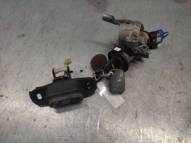 Recambio de juego arranque y bombillos para volvo s40 berlina 1.9 d+ (85kw) referencia OEM IAM   