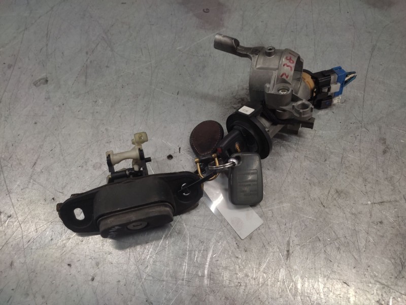 Recambio de juego arranque y bombillos para volvo s40 berlina 1.9 d+ (85kw) referencia OEM IAM   
