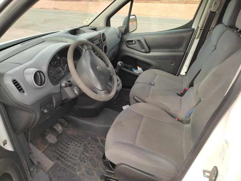 peugeot partner kasten del año 2013