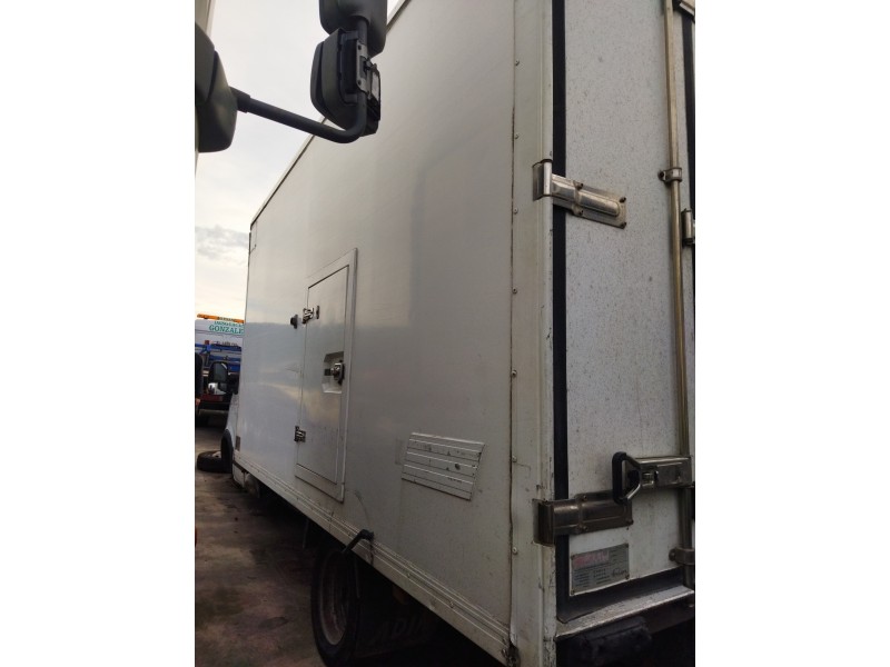 iveco daily caja cerrada (2006 =>) del año 2007