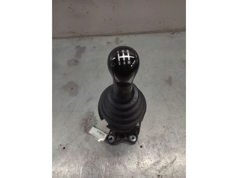 Recambio de palanca cambio para ford fiesta (cbk) ambiente referencia OEM IAM 2S6R7C453ME  