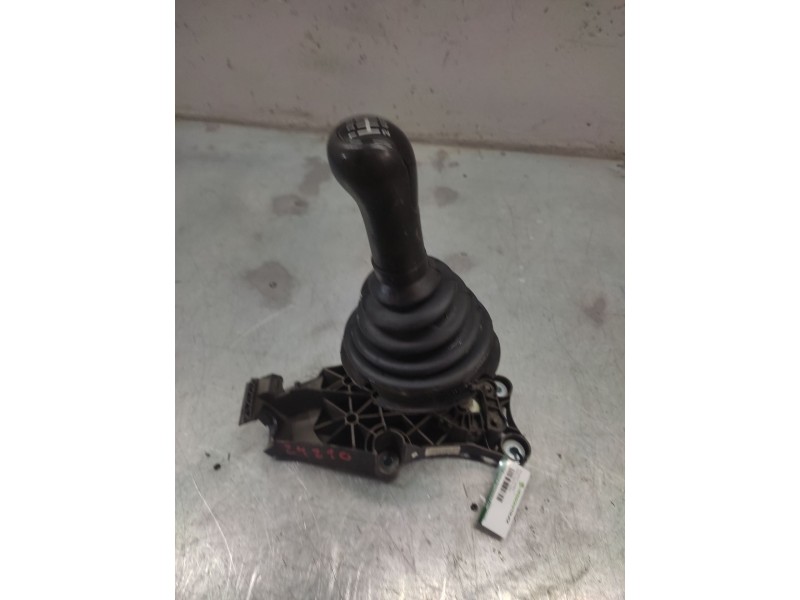 Recambio de palanca cambio para ford fiesta (cbk) ambiente referencia OEM IAM 2S6R7C453ME  