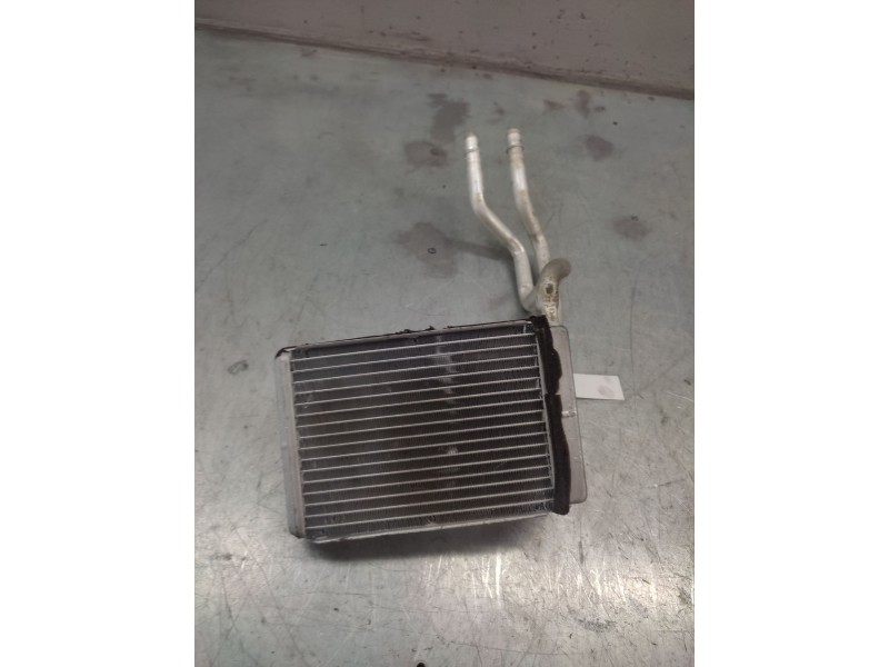 Recambio de radiador calefaccion / aire acondicionado para ford fiesta (cbk) ambiente referencia OEM IAM   