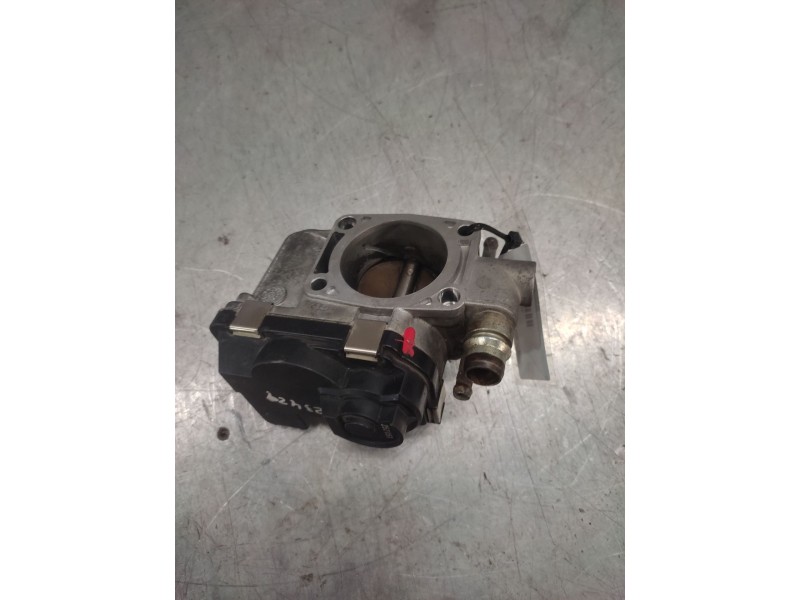 Recambio de caja mariposa para opel astra h berlina cosmo referencia OEM IAM 055352858  8 PINS