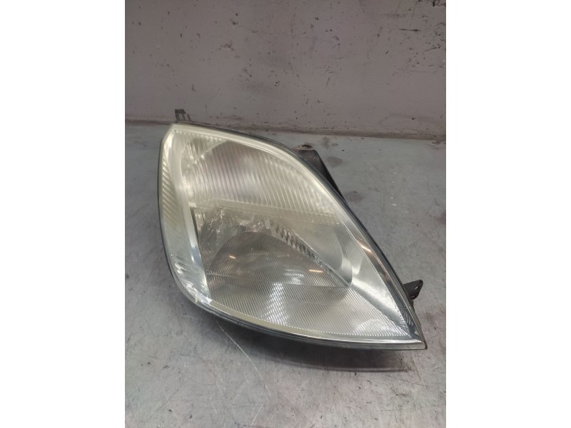 Recambio de faro derecho para ford fiesta (cbk) ambiente referencia OEM IAM   