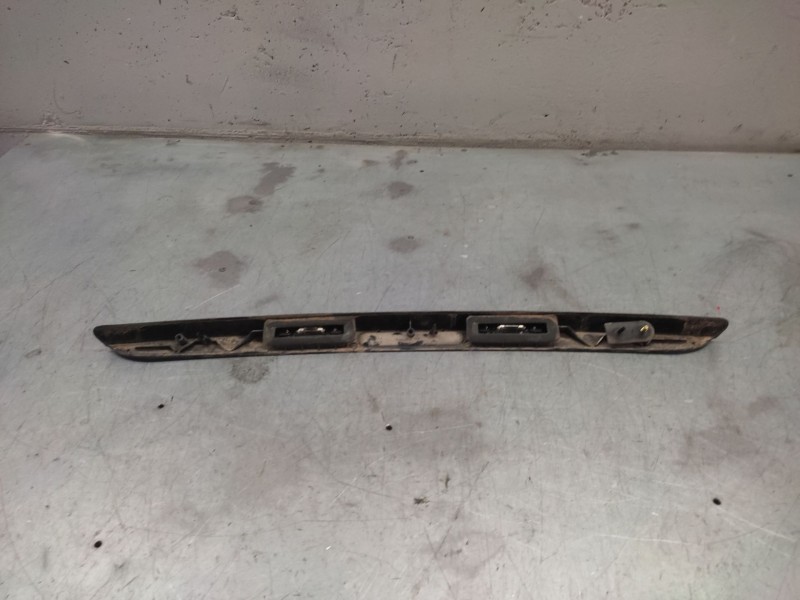 Recambio de asidero porton maletero para ford fiesta (cbk) ambiente referencia OEM IAM   