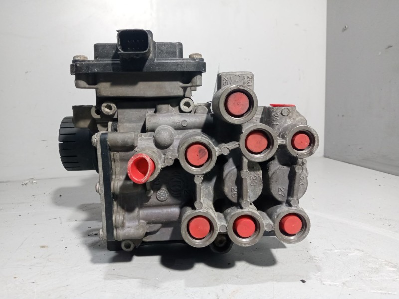 Recambio de valvula aire para daf serie xf106.xxx referencia OEM IAM 1973210 1913300 ZEL2100