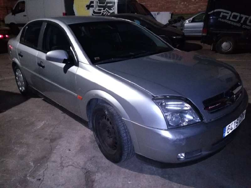opel vectra c berlina del año 2003