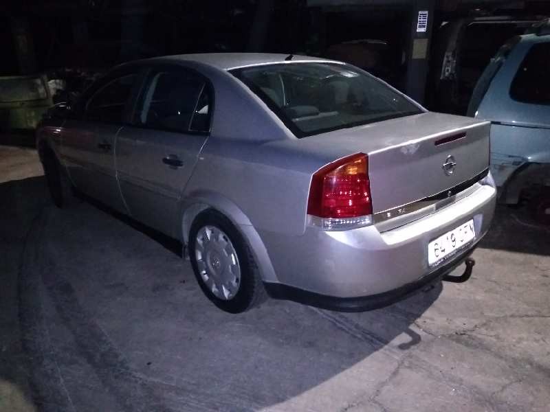 opel vectra c berlina del año 2003