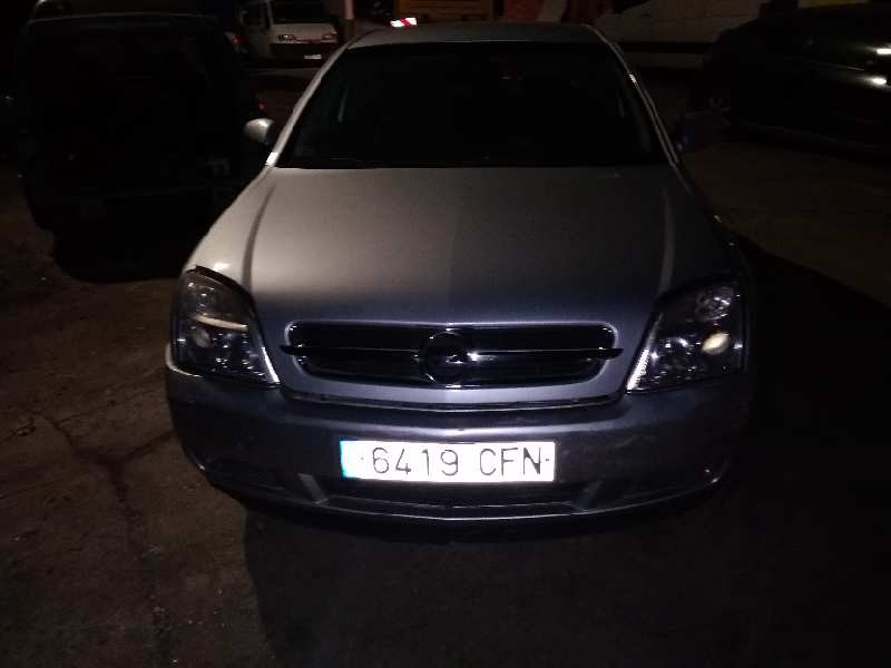 opel vectra c berlina del año 2003