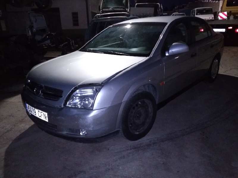 opel vectra c berlina del año 2003