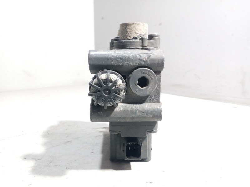 Recambio de valvula aire para daf serie xf106.xxx referencia OEM IAM 1888014  4728900310