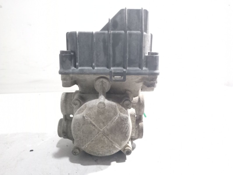 Recambio de valvula aire para daf serie xf106.xxx referencia OEM IAM 1867005 VALVULA EBS 4801066050