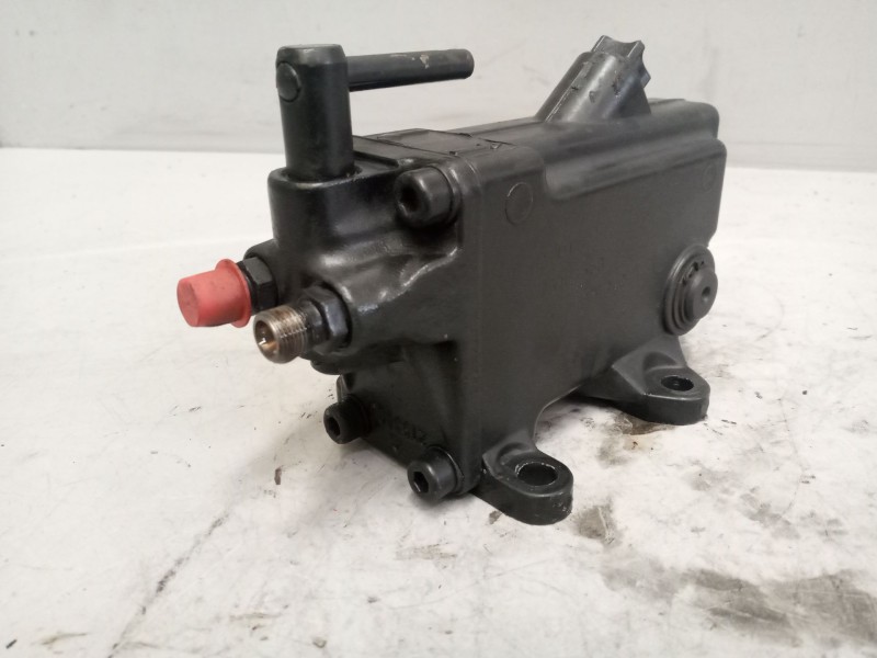 Recambio de bomba elevacion cabina para renault midlum referencia OEM IAM 5010316436  