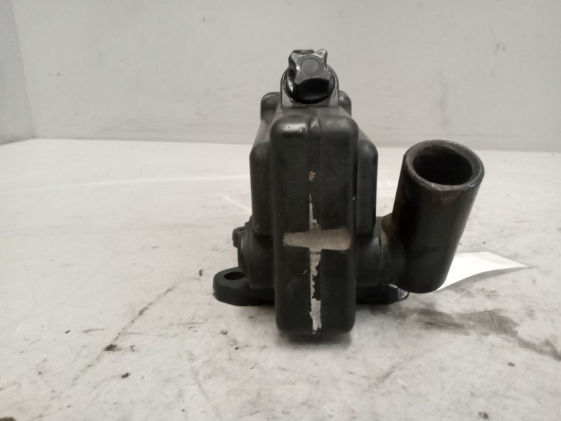Recambio de bomba elevacion cabina para renault midlum referencia OEM IAM 5010316436  