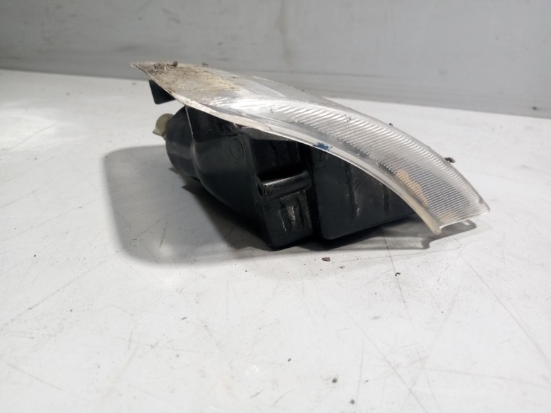 Recambio de piloto delantero izquierdo para iveco eurocargo 5.9 diesel referencia OEM IAM   