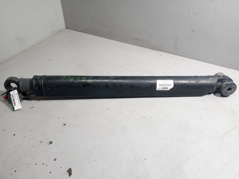 Recambio de brazo elevacion cabina para daf serie xf106.xxx referencia OEM IAM 1896447  