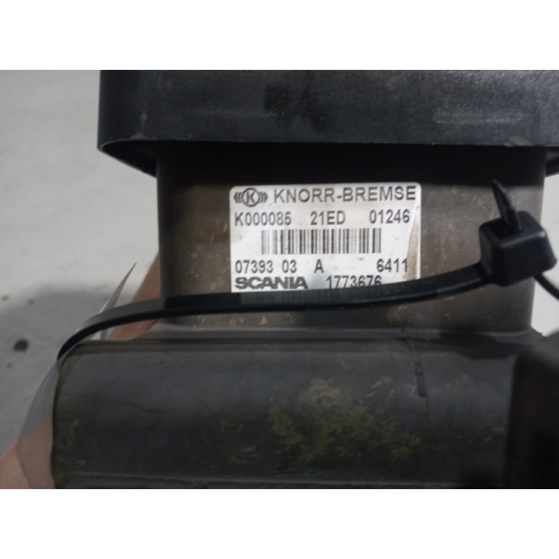 Recambio de valvula aire para scania serie p/g/r (c-clase) 11.7 diesel referencia OEM IAM 1773676  K000085