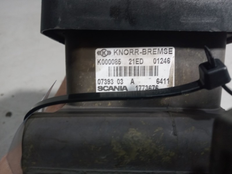 Recambio de valvula aire para scania serie p/g/r (c-clase) 11.7 diesel referencia OEM IAM 1773676  K000085