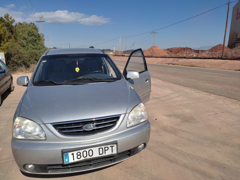 kia carens del año 2005