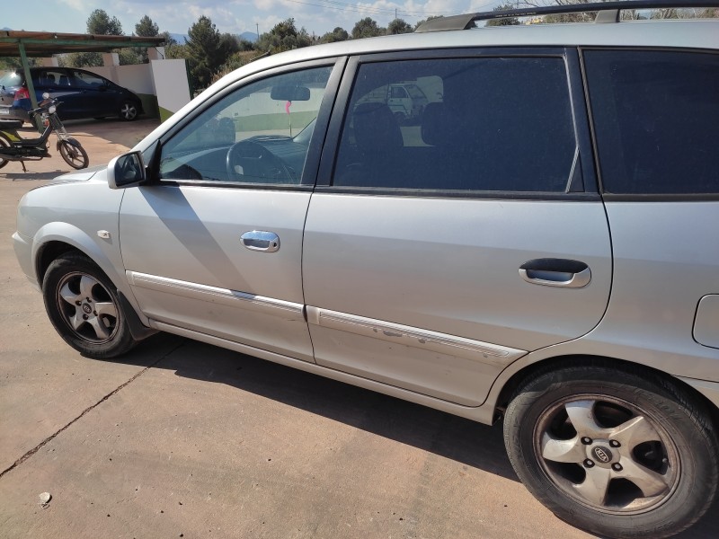 kia carens del año 2005