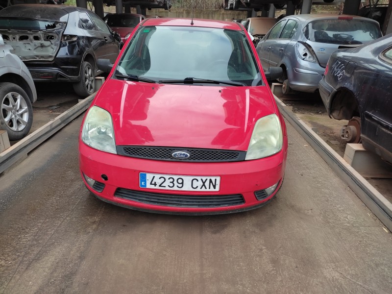 ford fiesta (cbk) del año 2004