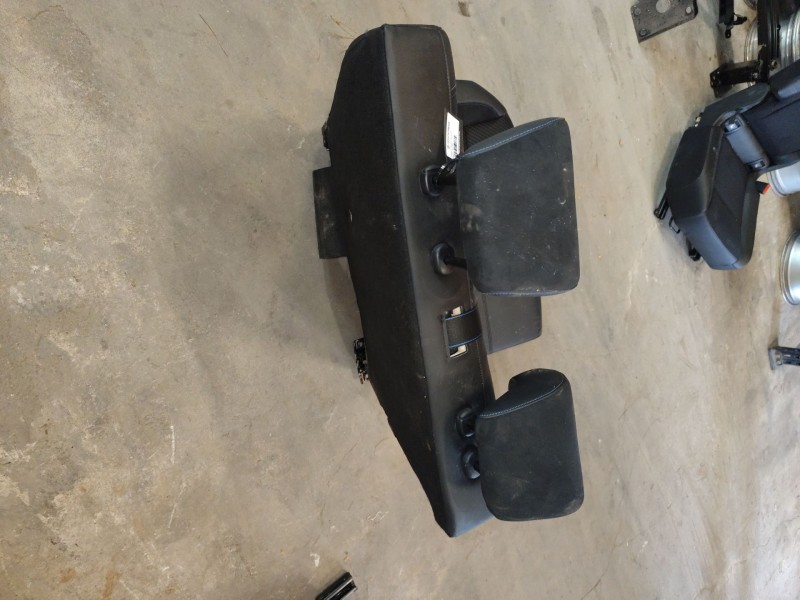 Recambio de asientos trasero izquierdo para renault austral tce 130 referencia OEM IAM   