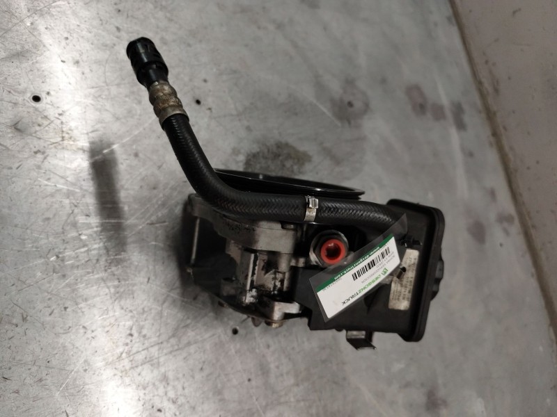 Recambio de bomba servodireccion para bmw x3 (e83) 2.0d referencia OEM IAM 7692974536  