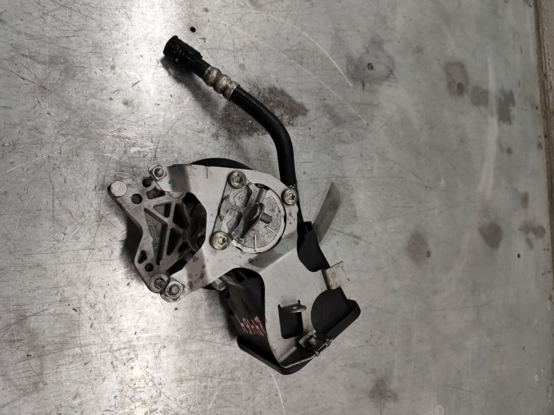 Recambio de bomba servodireccion para bmw x3 (e83) 2.0d referencia OEM IAM 7692974536  