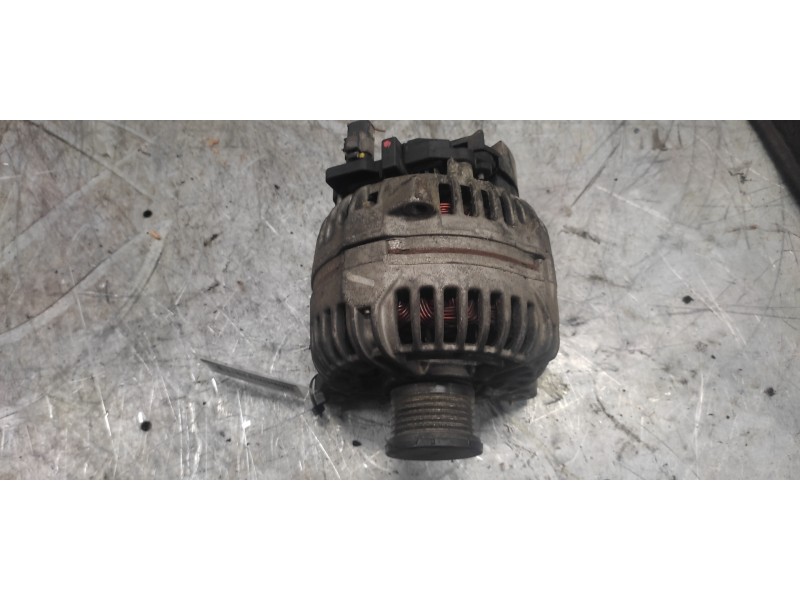 Recambio de alternador para renault laguna ii (bg0) expression referencia OEM IAM 8200229907 0124525047 14V 150A BOSCH