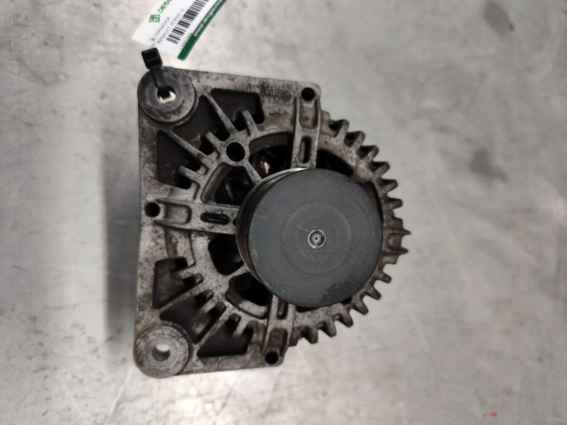 Recambio de alternador para renault scenic ii 1.5 dci diesel referencia OEM IAM 8200667614  TG11C066