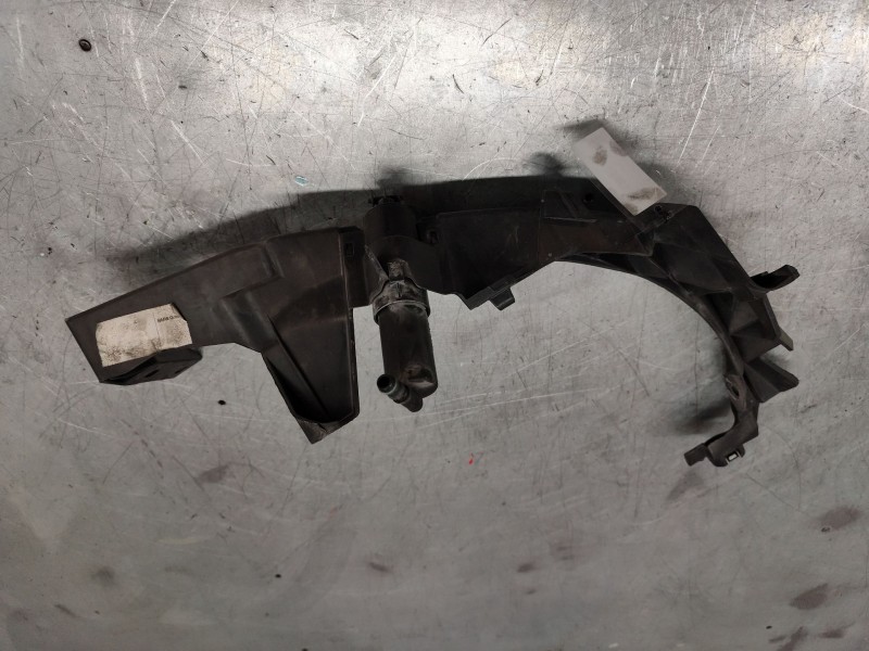 Recambio de soporte faro izquierdo para bmw 3 (e90) 320 d referencia OEM IAM 51647116707  