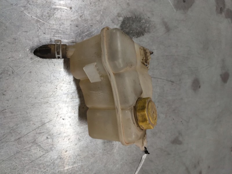 Recambio de deposito expansion para ford fiesta (cbk) ambiente referencia OEM IAM 2S6H8K218AF  