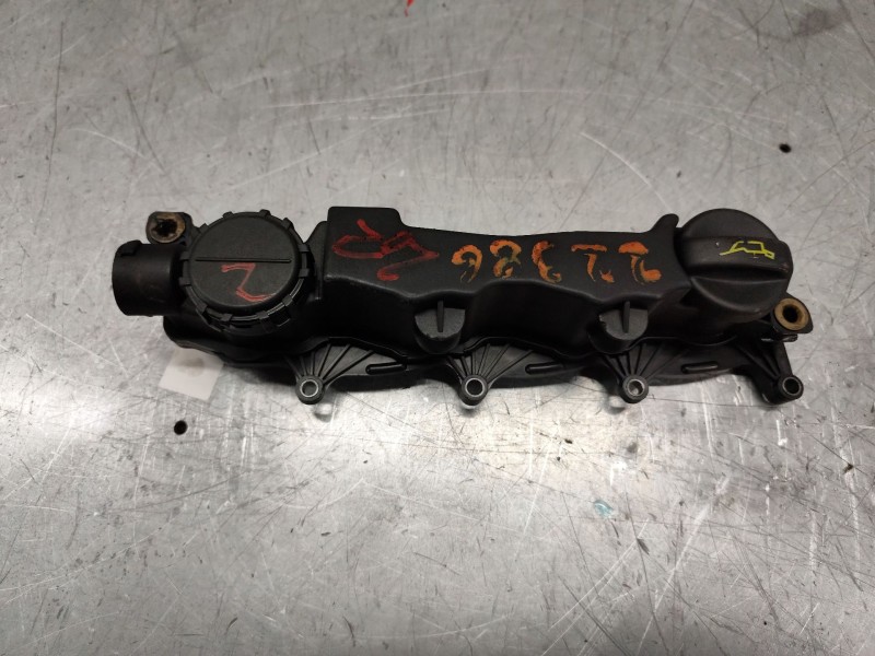 Recambio de tapa balancines para peugeot 307 berlina (s2) xs referencia OEM IAM 9651815680  