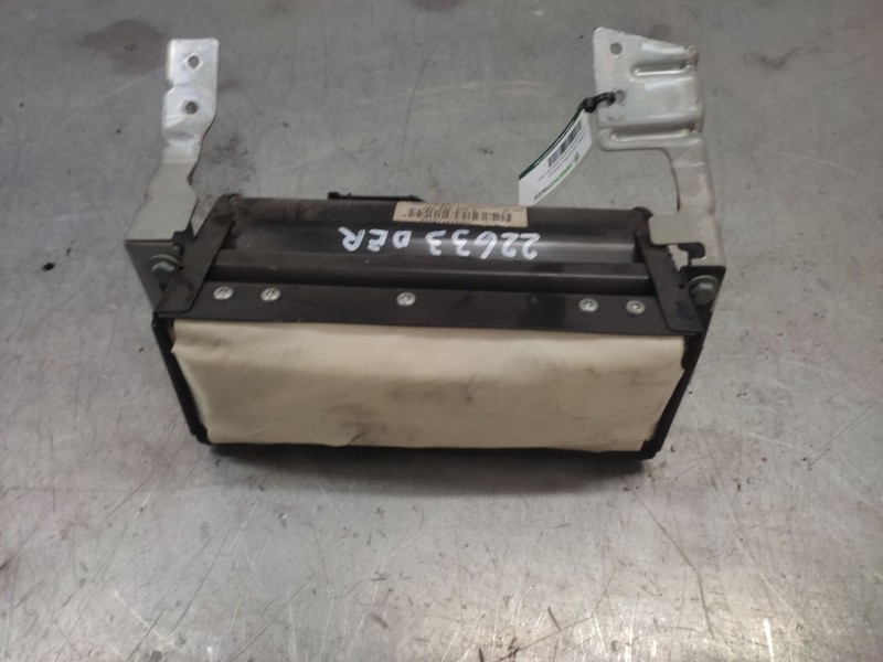 Recambio de airbag delantero derecho para volkswagen passat berlina (3b2) básico referencia OEM IAM 3B0880204A  