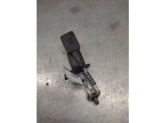 Recambio de enganche de cinturon trasero izquierdo para volkswagen passat berlina (3b2) básico referencia OEM IAM 3B0857739A   2